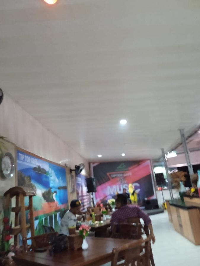 פדאנג Grand Buana Lestari Hotel מראה חיצוני תמונה