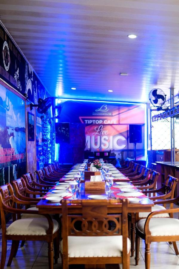 פדאנג Grand Buana Lestari Hotel מראה חיצוני תמונה