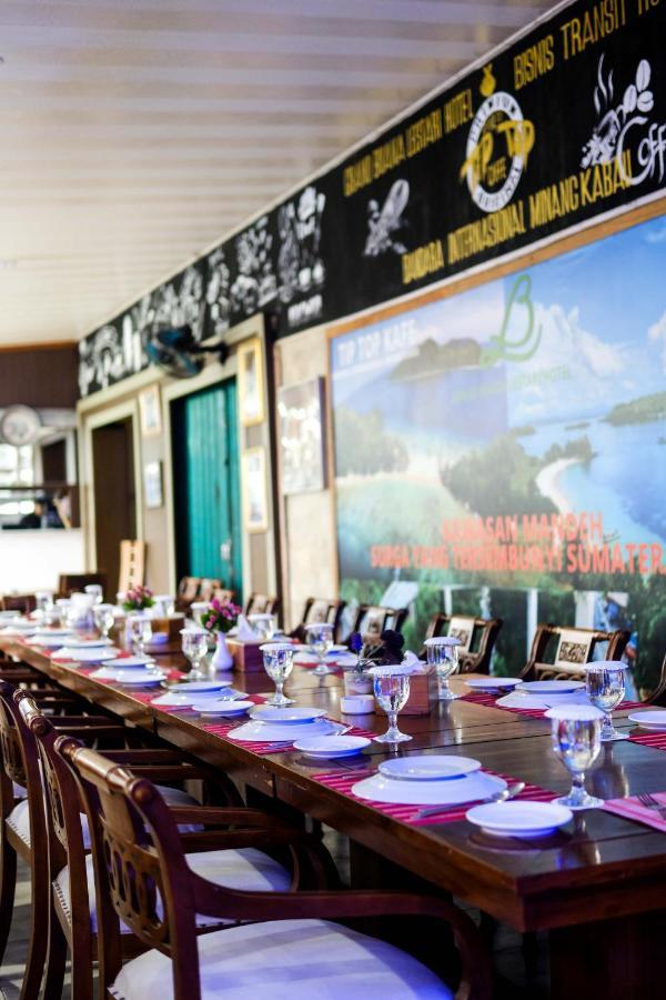פדאנג Grand Buana Lestari Hotel מראה חיצוני תמונה